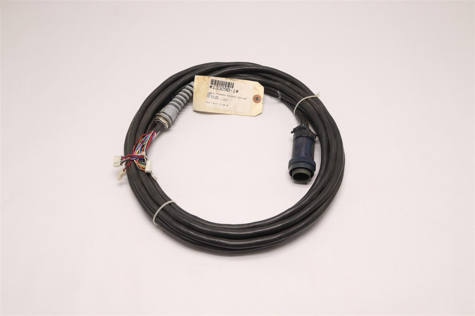 YASKAWA MOTOMAN ROBOT TEACH PENDANT CABLE MRC 8M 133290-1
