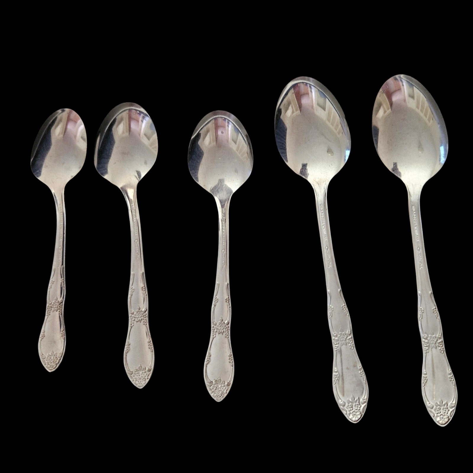 Oneida Deluxe Stainless Flatware Lot 5 Pc Teaspoon Tbsp Serving Spoon