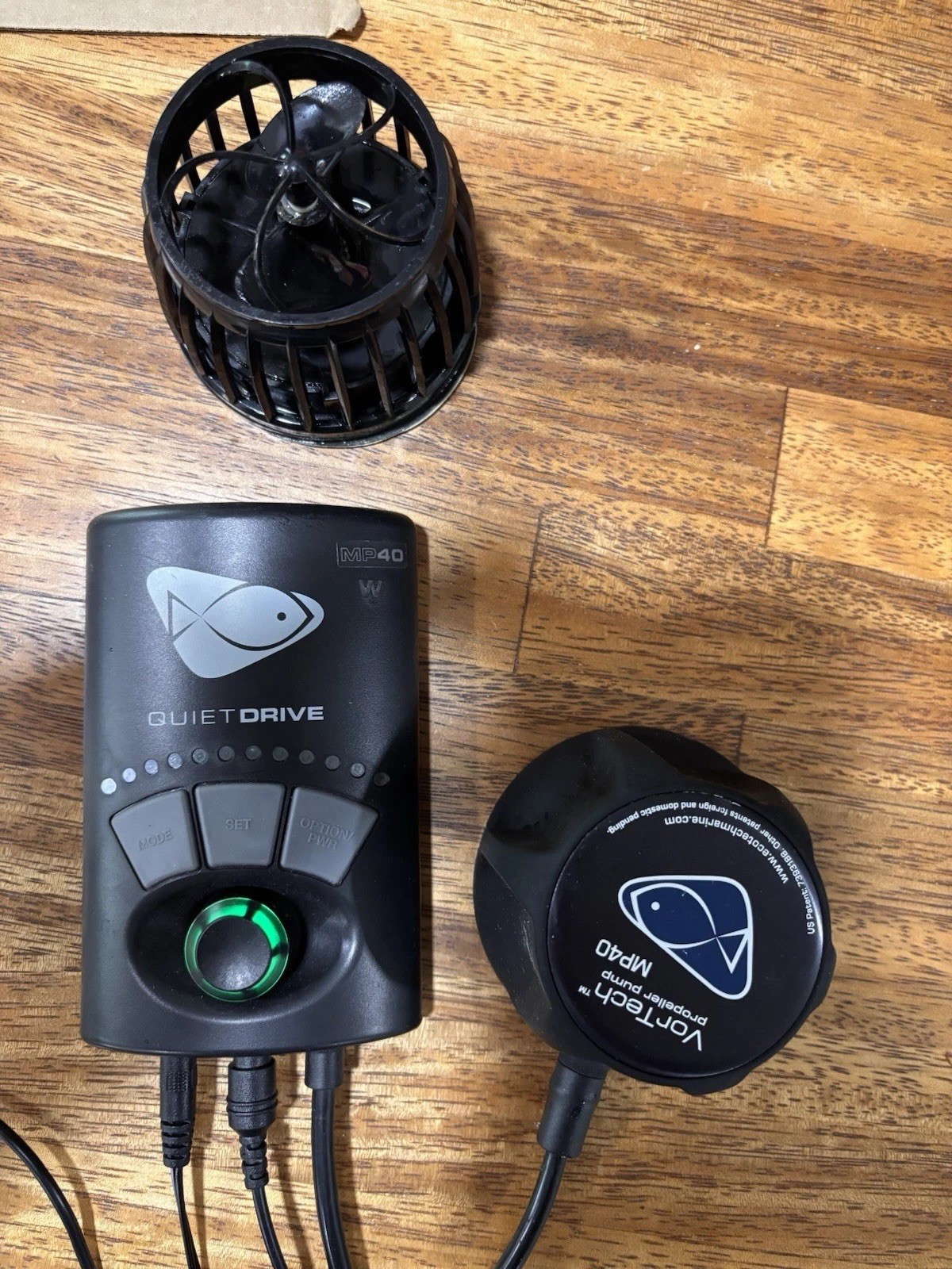 2 EcoTech Marine Vortech MP40s QuietDrive Pump w/ Battery Backup & Mobius XM
