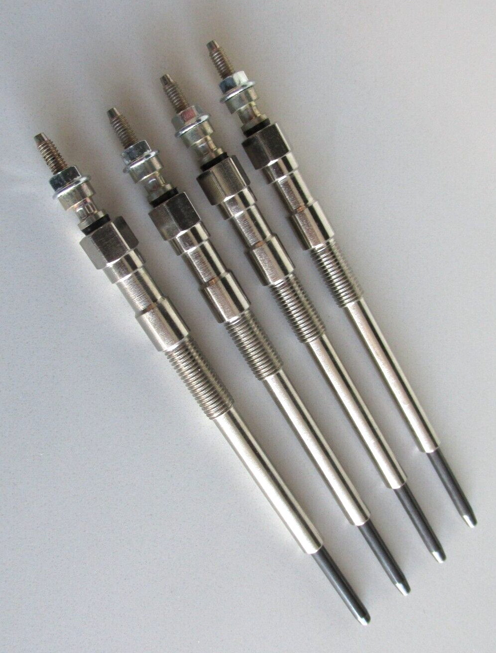 4 Glow Plugs 1G777-65512, 1G777-65510 for Kubota Engines V3307-DI, V3007-DI