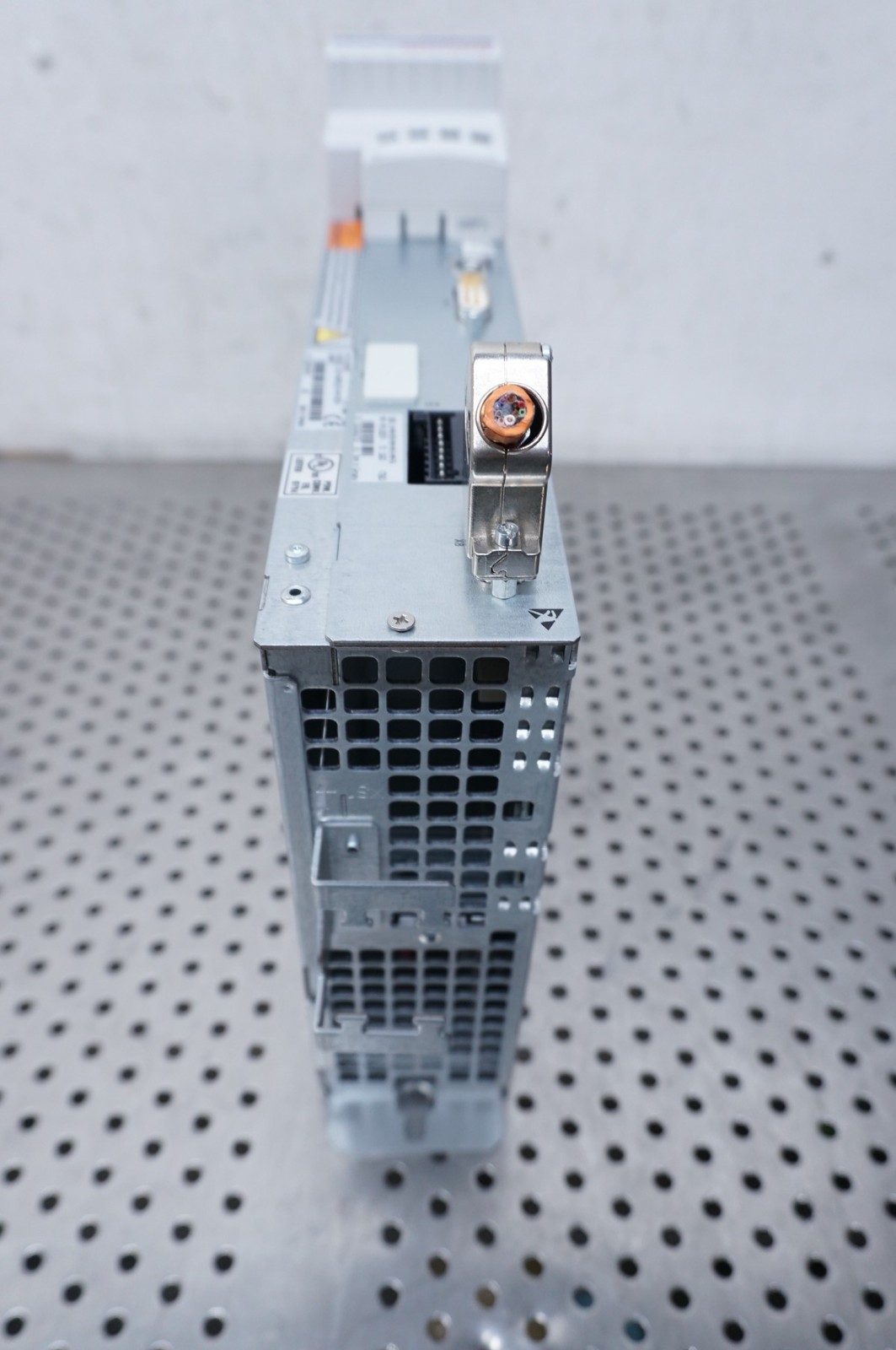 Rexroth HCS02. 1E-W0012-A-03-NNNN with R911305274 controller