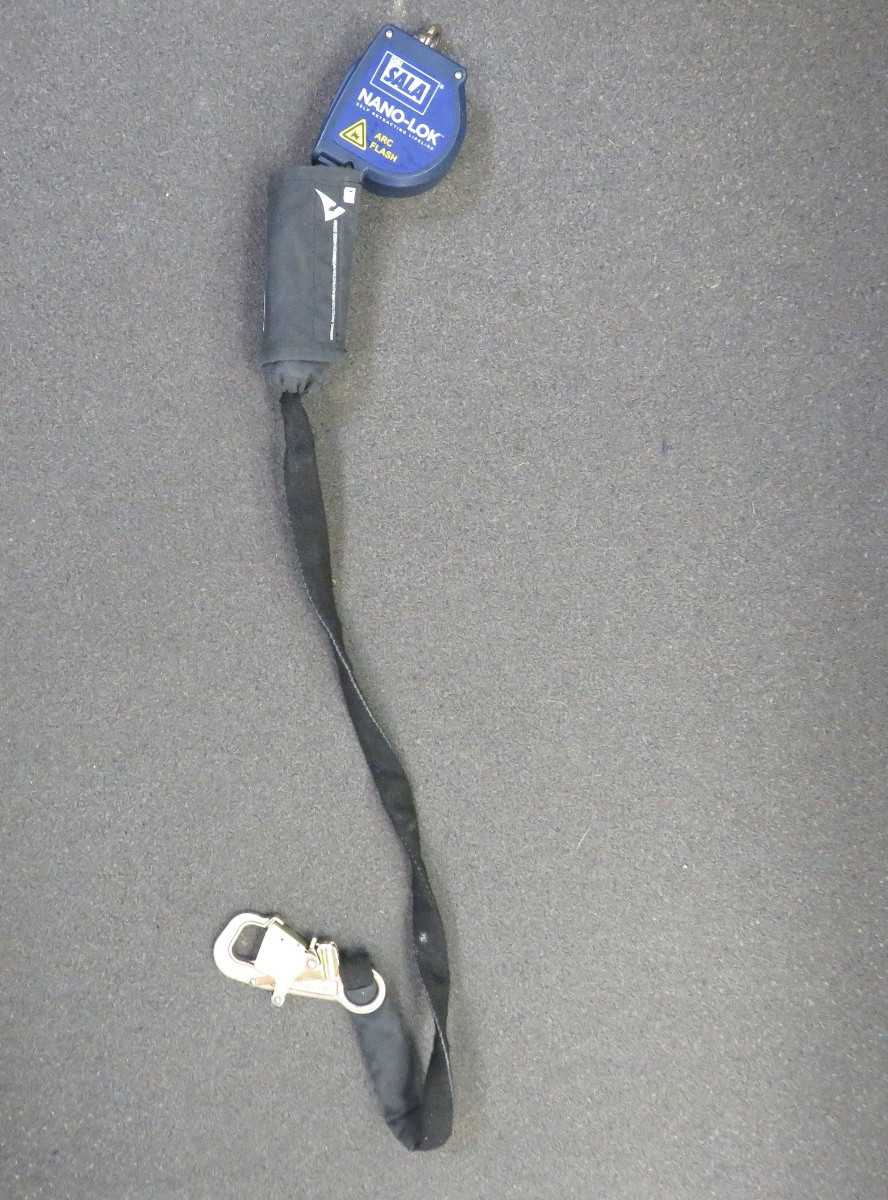 3M DBI-SALA Nano-Lok  Self-Retracting Lifeline 3101562 Arc Flash 8 ft Length