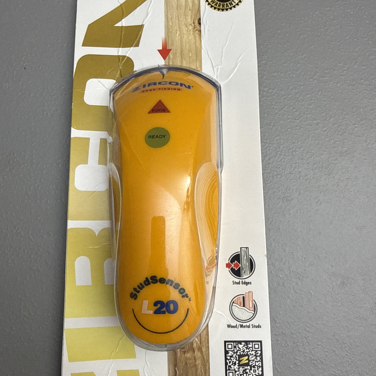 Zircon StudSensor L20 Stud Finder to Locate Stud Edges