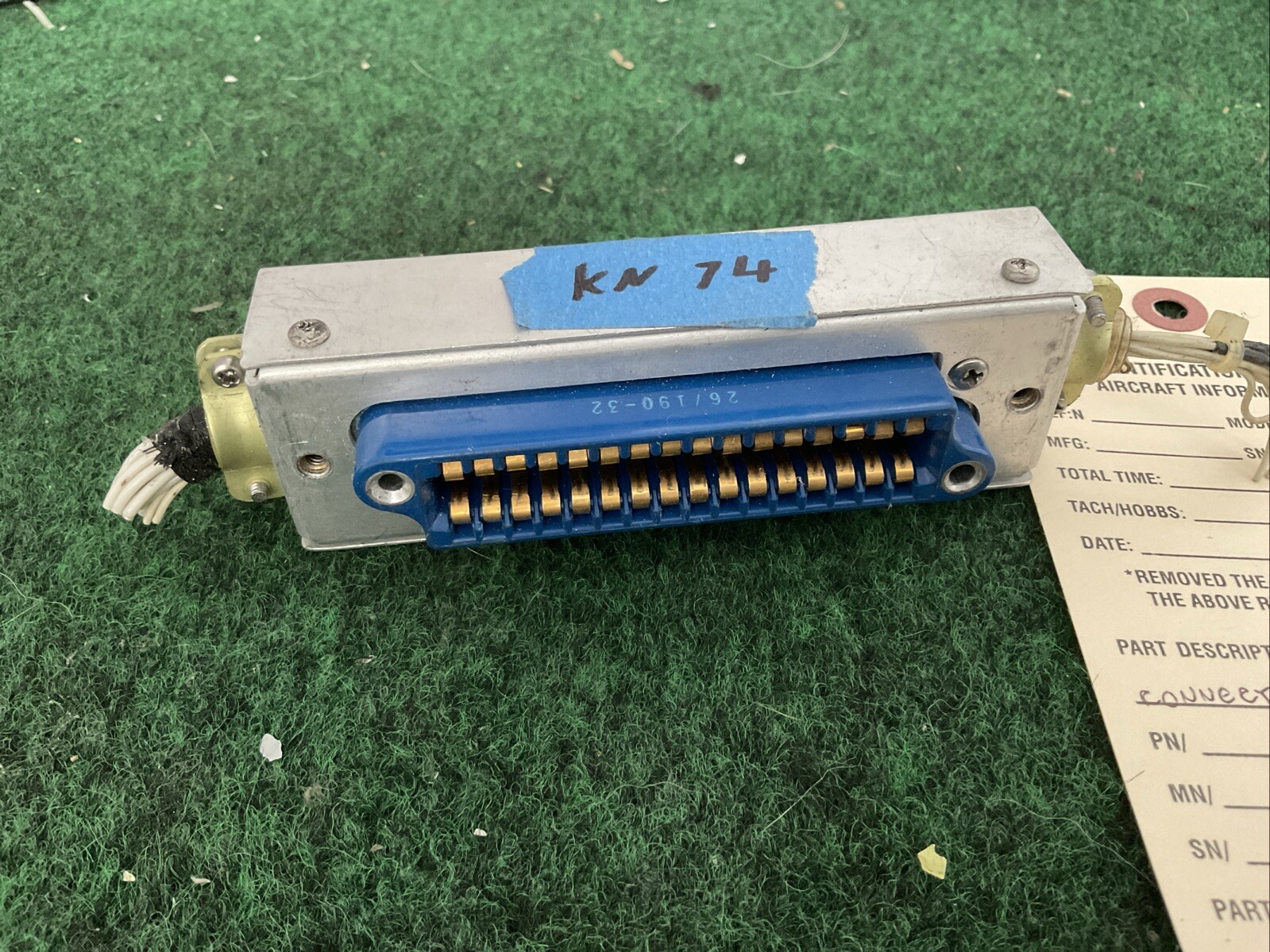 King KN-74 Connector