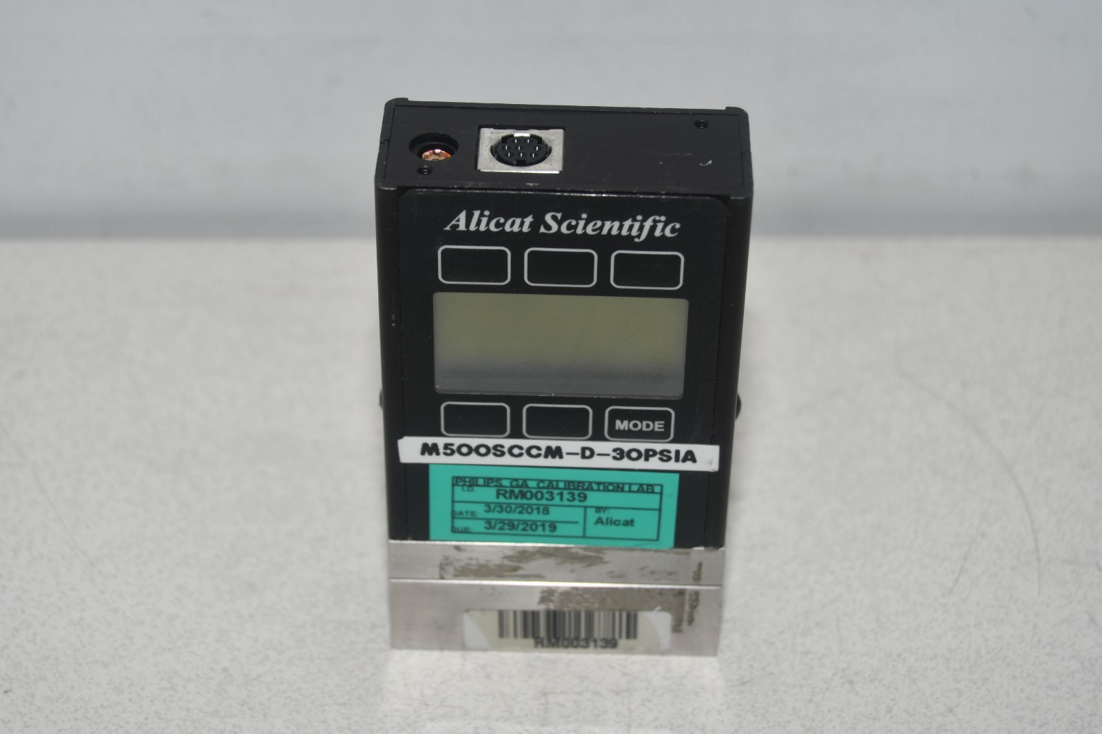^ Alicat M-500SCCM-D-30PSIA/10M Gas: O2 Range: 200 SCCM Flow Controller #X8360