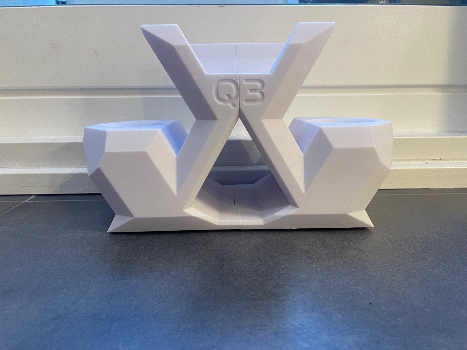 Meta Quest 3 VR Headset & Controller Charging Dock Stand Holder, White