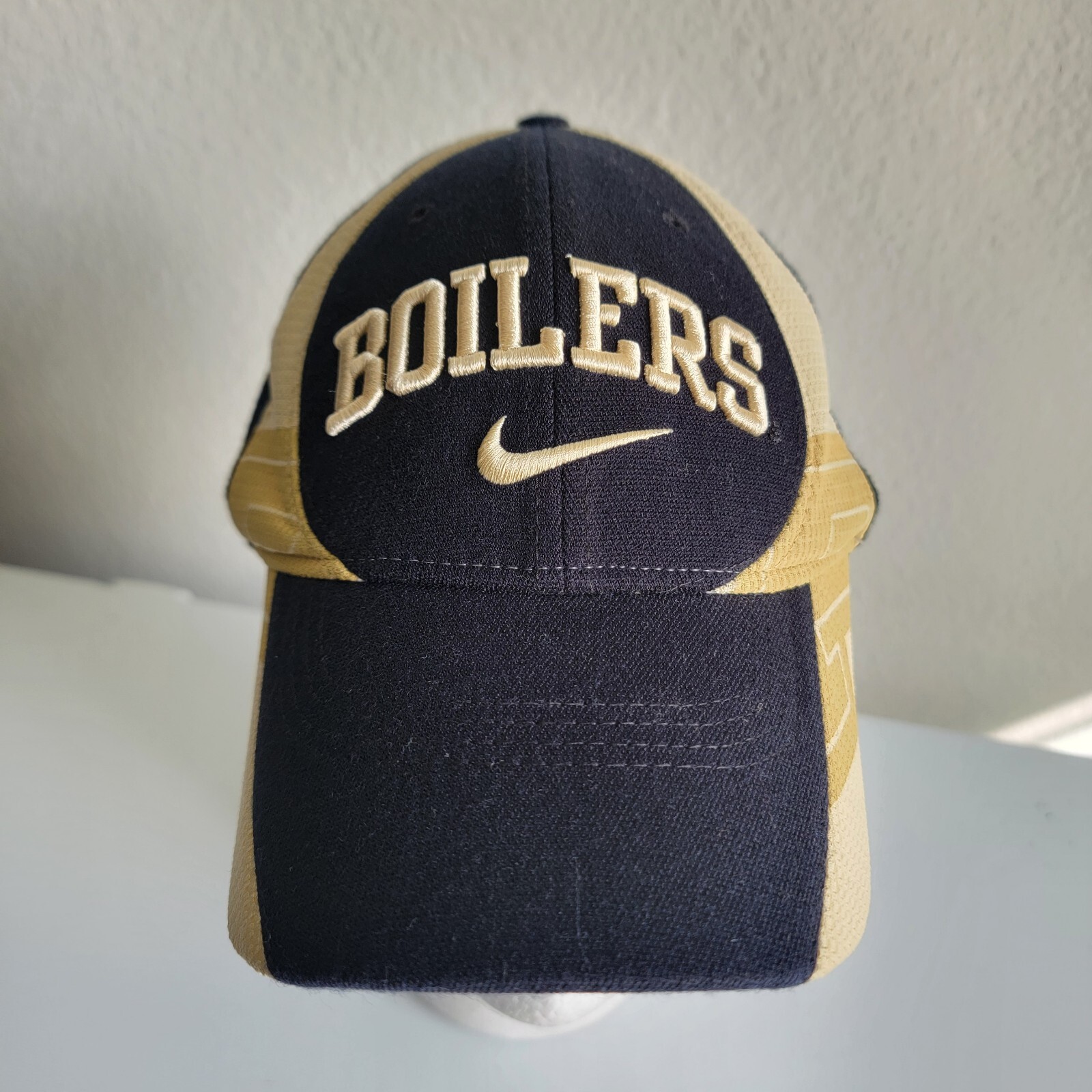 Purdue Boilermakers Boilers Nike Team Cap Hat Flex Band 2 Tone Bill Black Gold