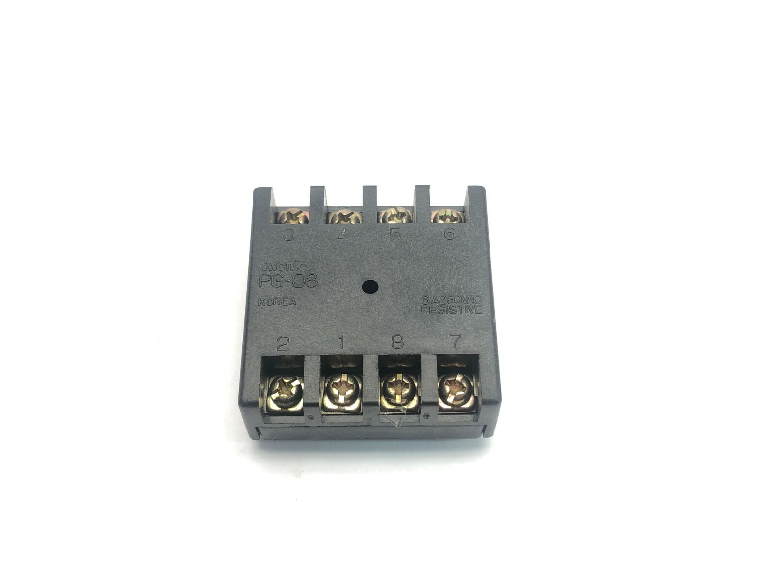 Menics PG-08 Relay Socket 8Pin 6A 250VAC