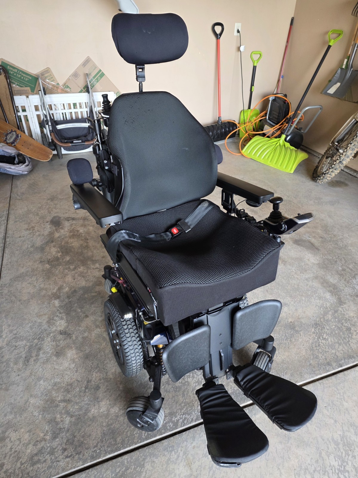 Quantum EDGE3 Power Tilt Wheelchair