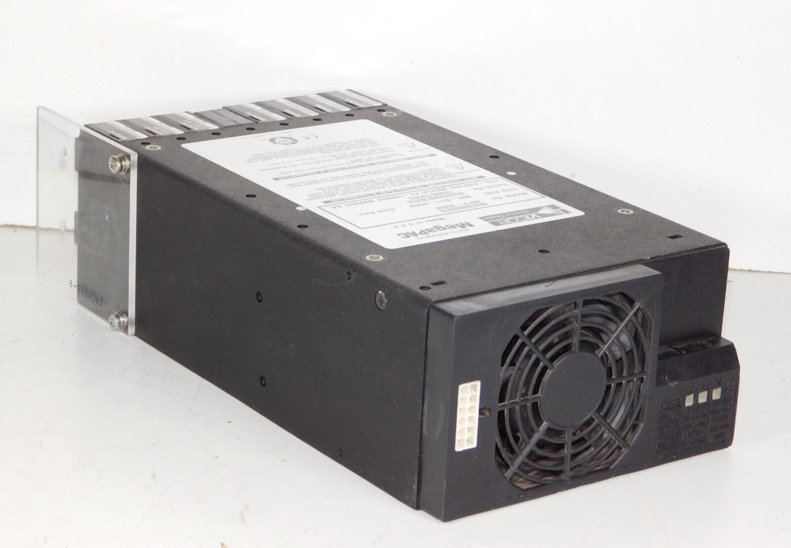 Vicor MP7-9908 Auto Ranging MegaPAC Converter 115/230VAC 30/25A 47-500Hz Westcor
