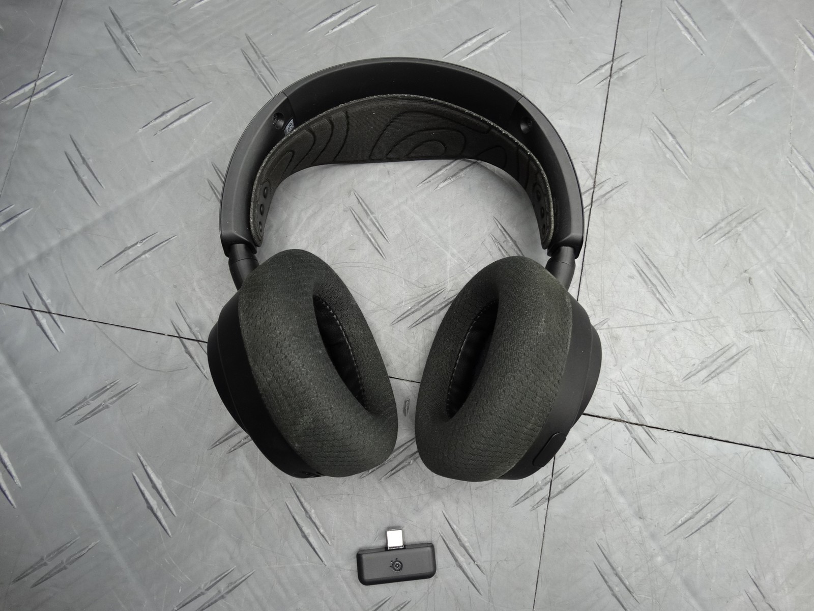 SteelSeries - Arctis Nova 7 Wireless Gaming Headset - Black