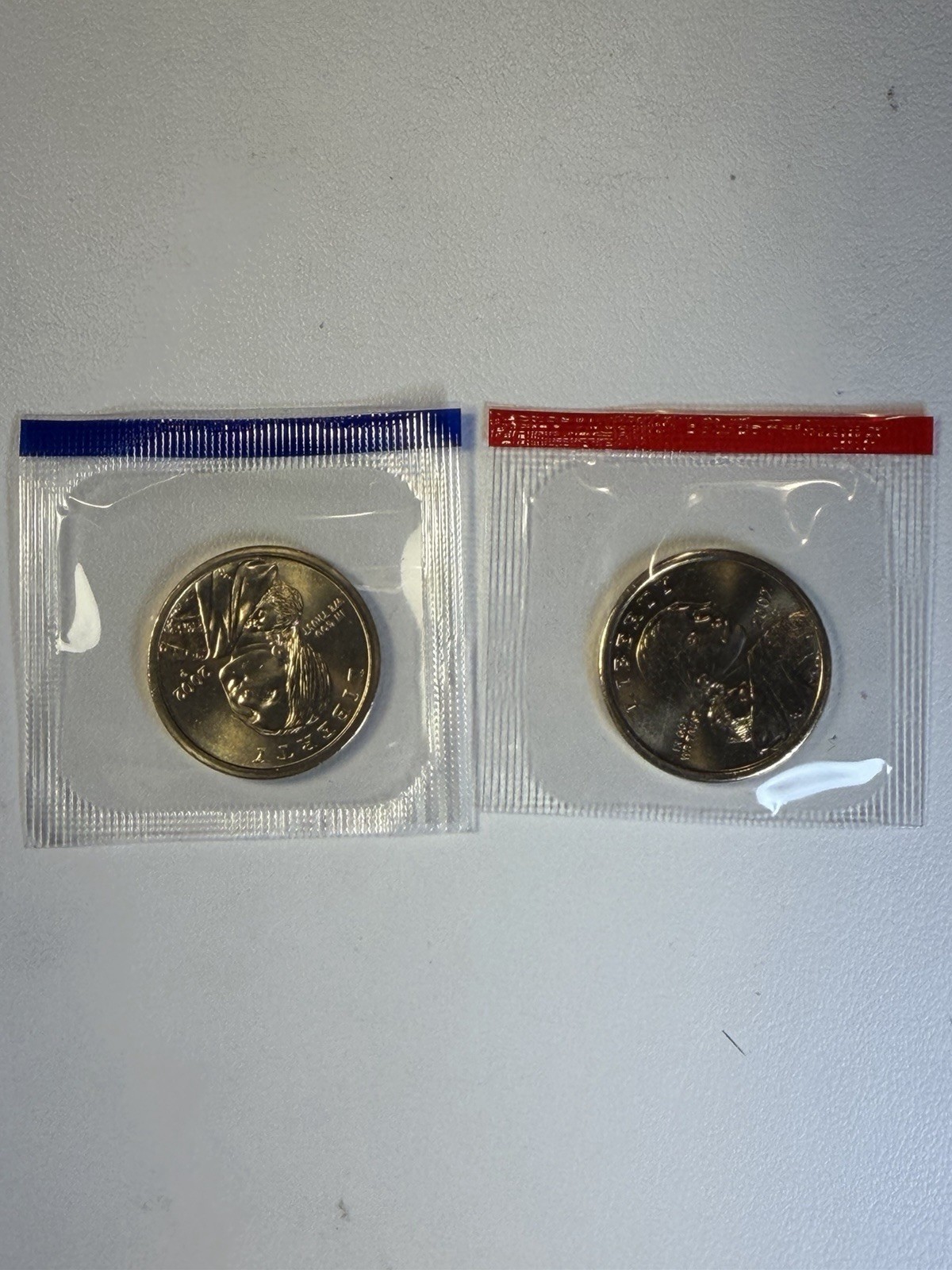 2002 P D Sacagawa Native American Dollar UNC in Mint Cello Free Shipping
