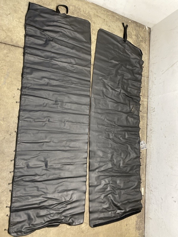 2020 Freightliner Cascadia Curtains (732-10069)