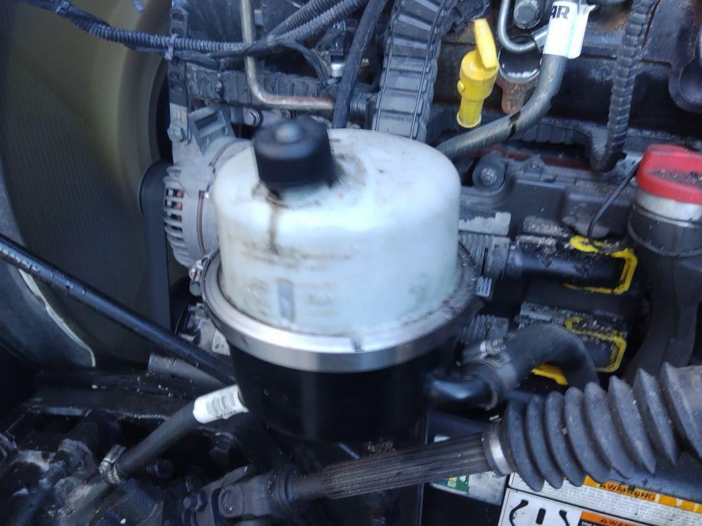 Replaces NA 2020 PETERBILT 579 POWER STEERING RESERVOIR ,  MN