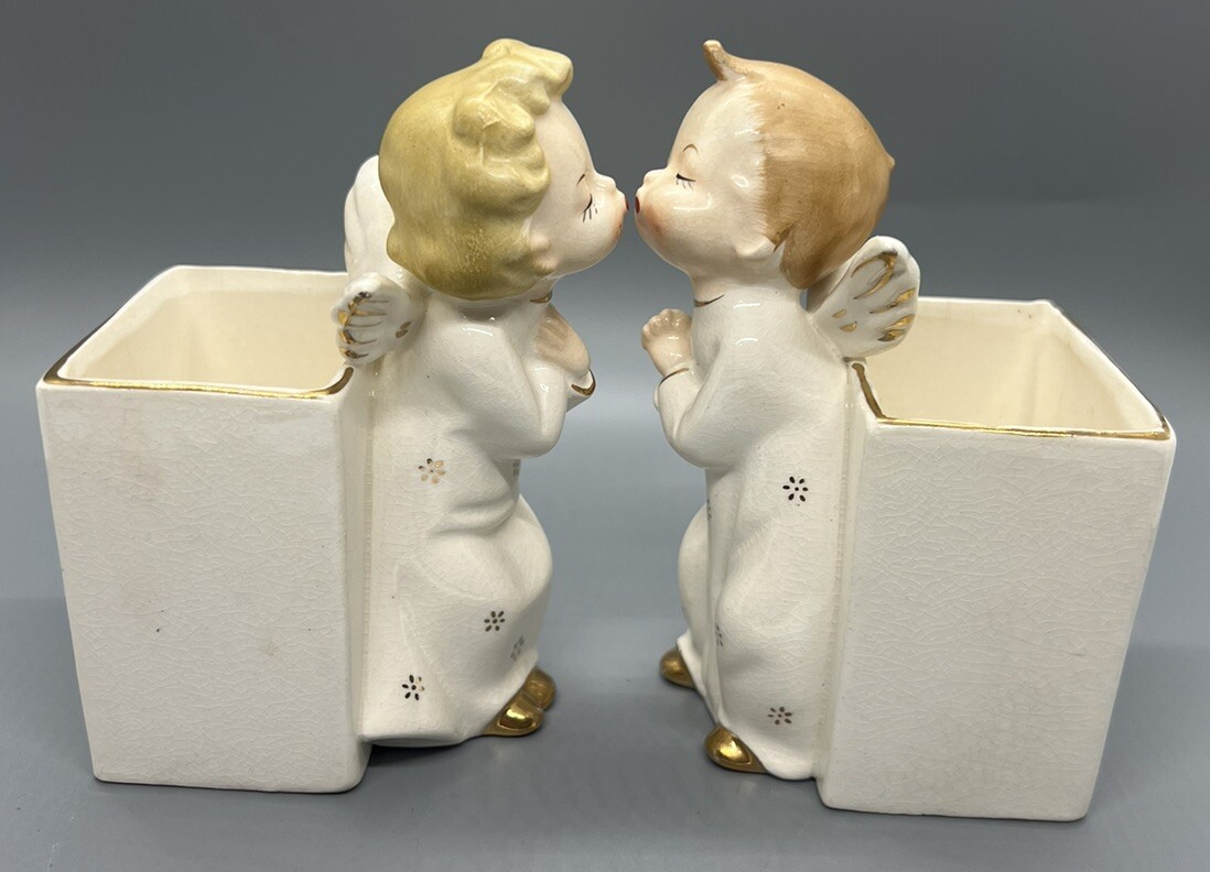 Wonderful Vintage Unsigned Japan Kissing Angels Heart Planters Storage Bin Cute!