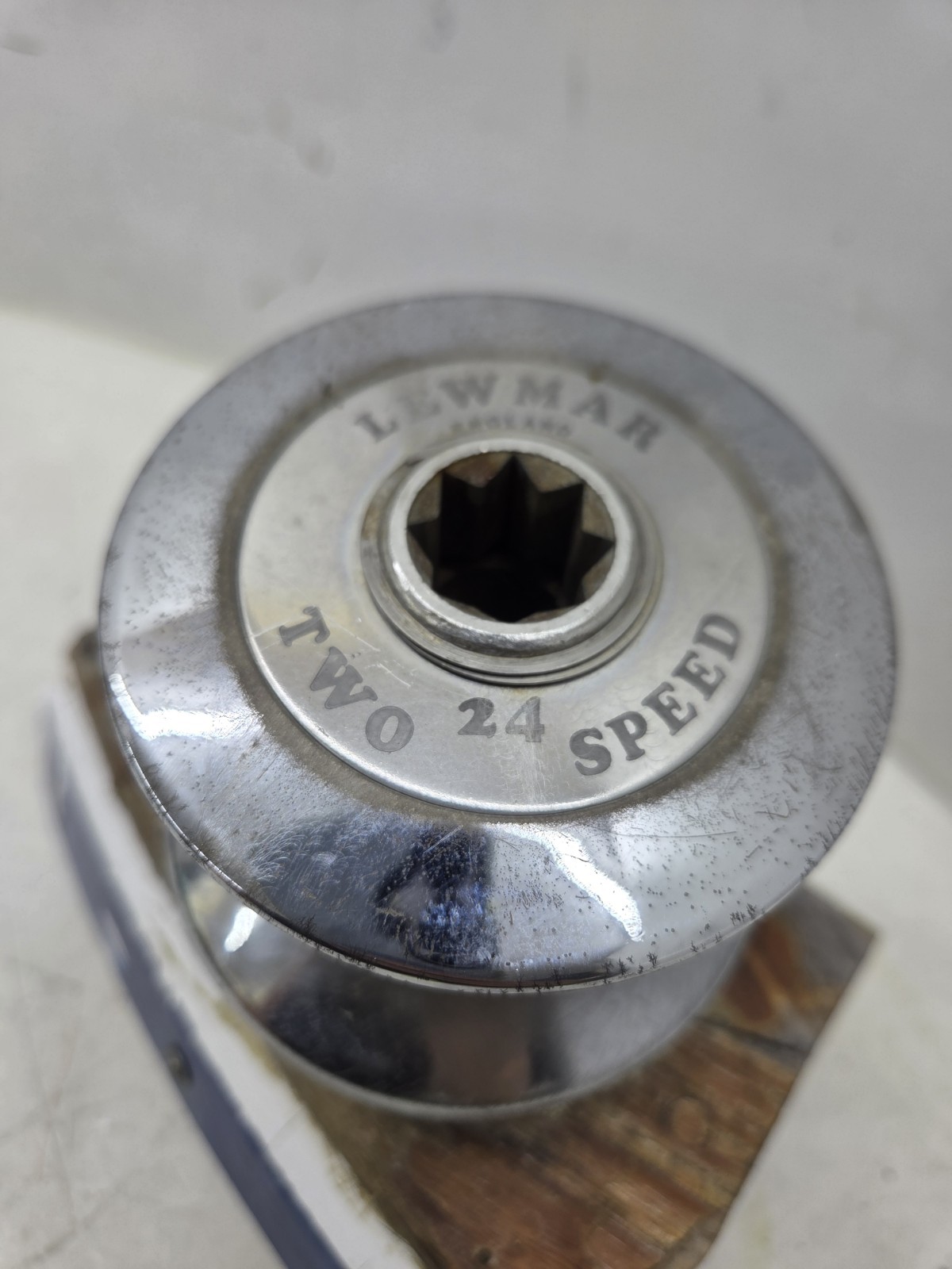 Lewmar 24 Two Speed Sailing Winch INV: N