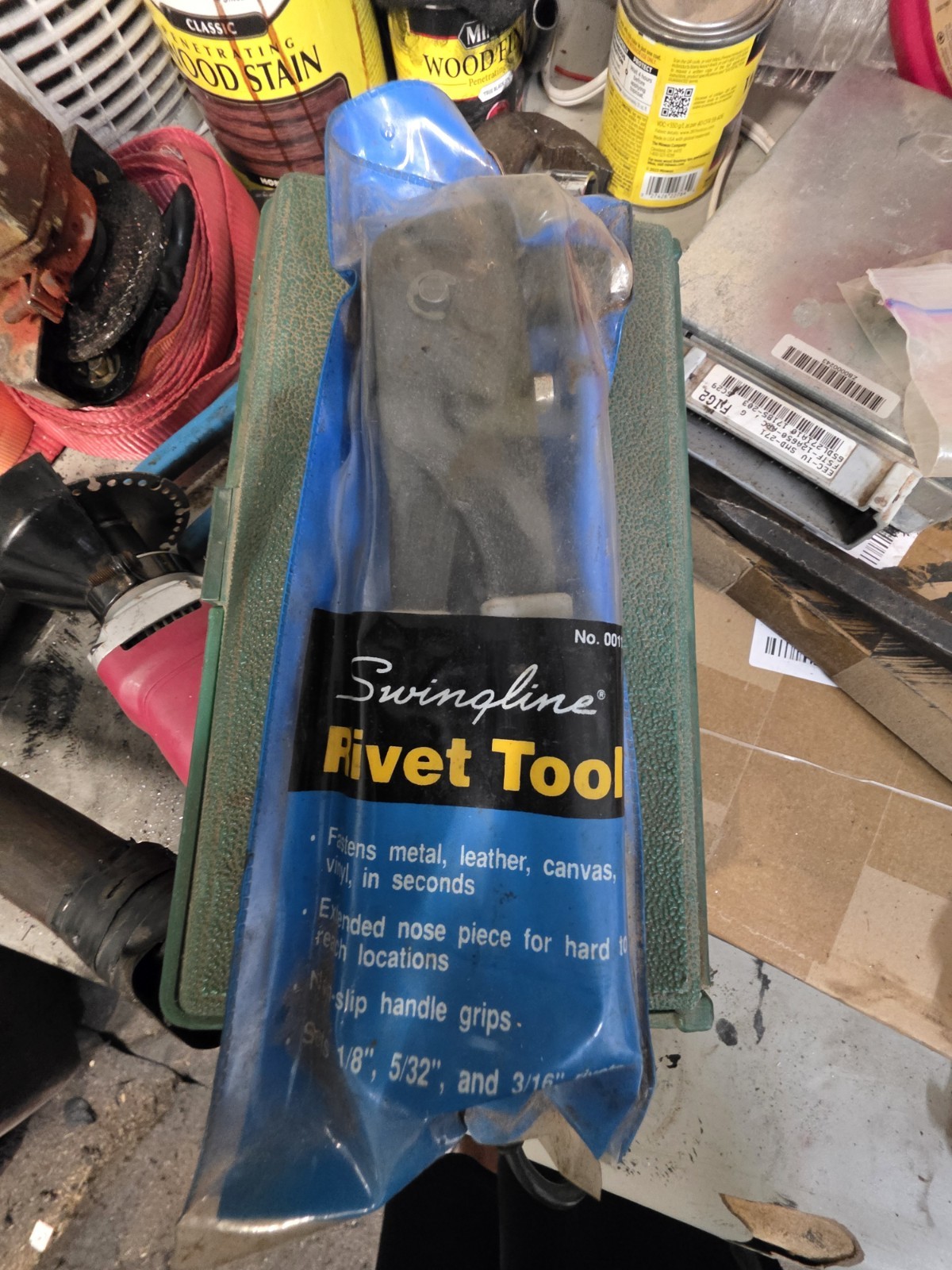Swingline 1000 Hand Riveter Tool, Metal Blue, 1/8 5/32 3/16 in