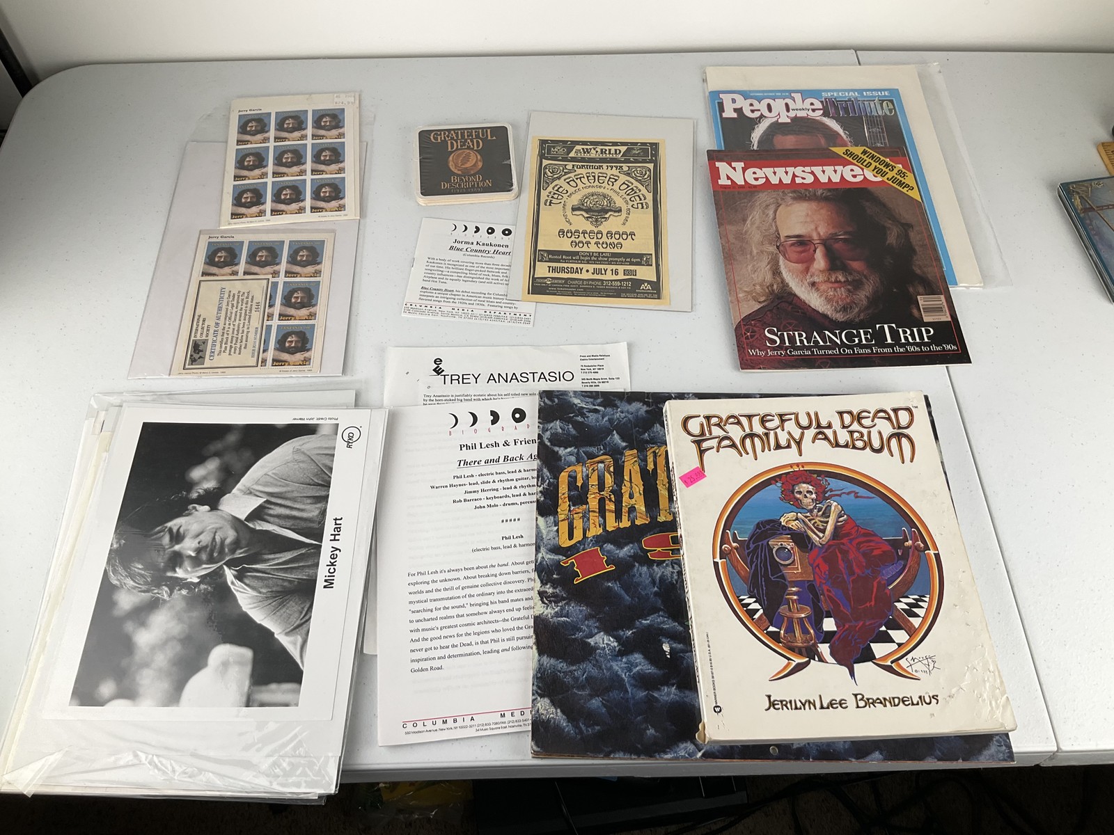 Grateful Dead & Jerry Garcia Memorabilia Lot - Stamps, Photos, Books, Magazines