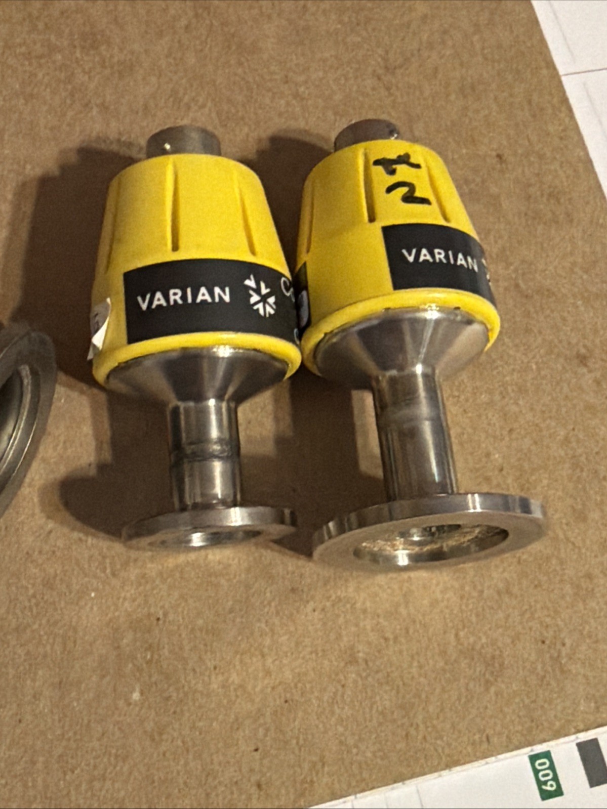 Varian ConvecTorr P Type Vacuum Gauge Pair Sensor W T Connection For Pump