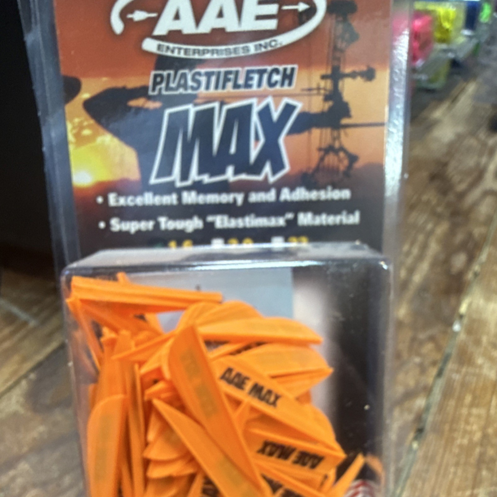 AAE Plastifletch Max - Orange Plastic Vanes 100 Pack PMA16SG100