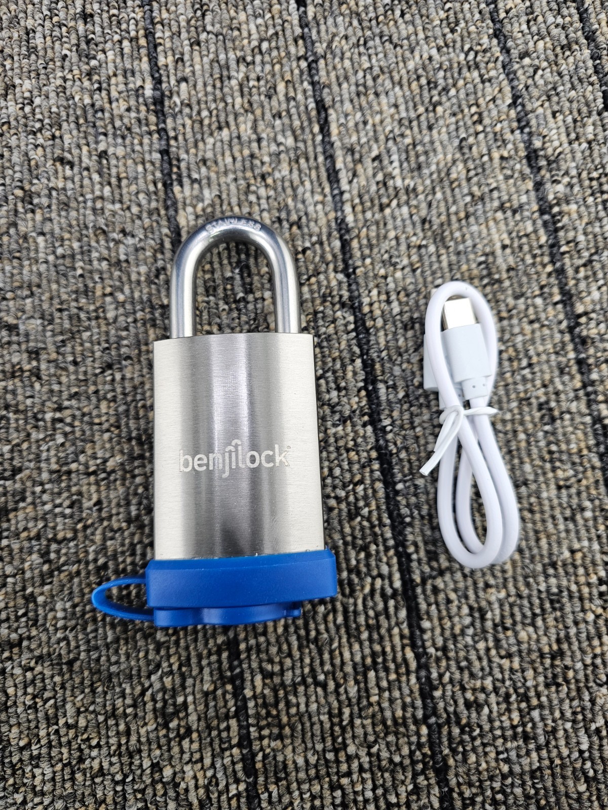 BenjiLock BJL207SS-40 Outdoor Fingerprint Padlock- Satin Nickel - 40mm Blue