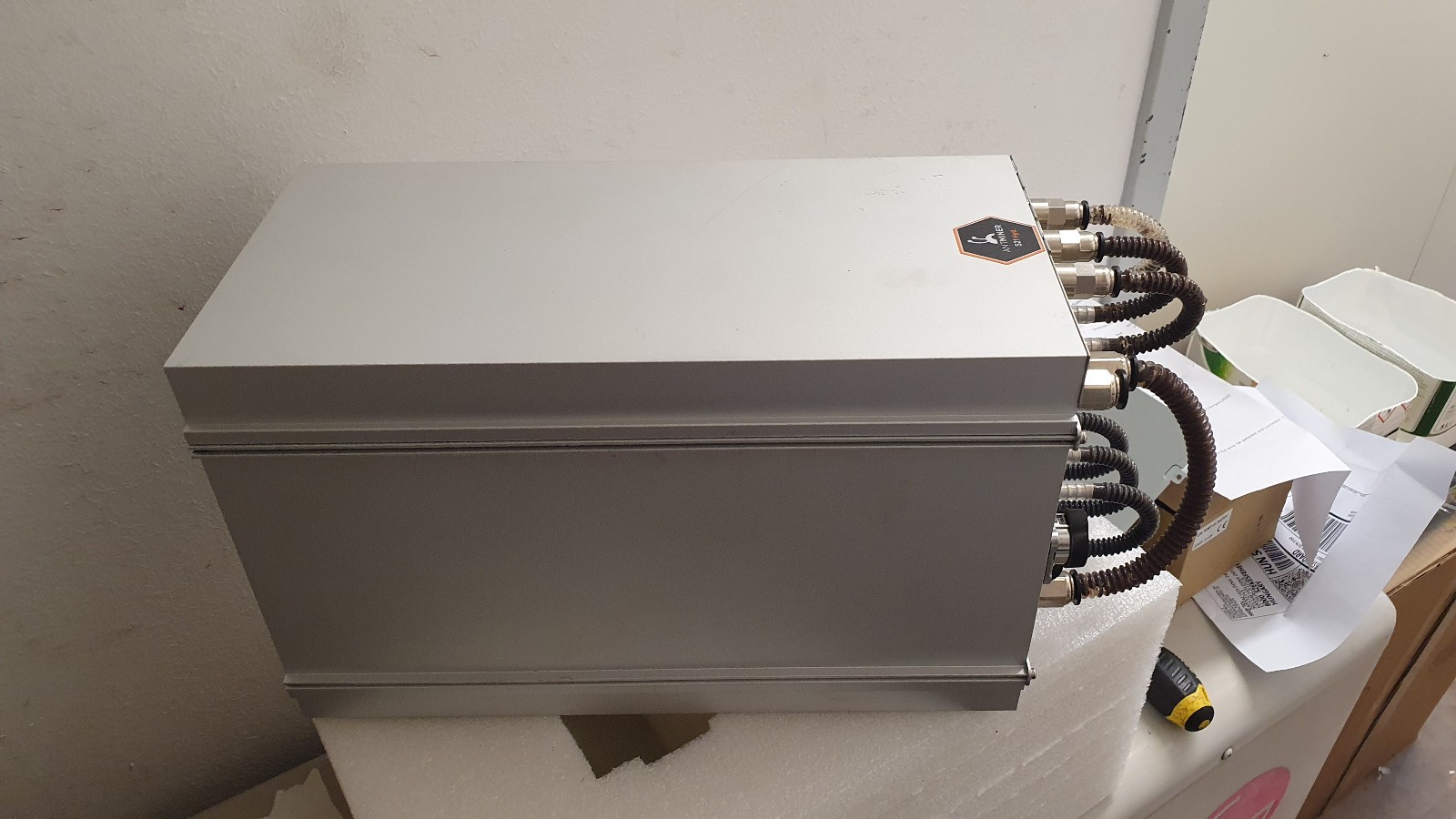 Antminer S21 Hydro 335Th