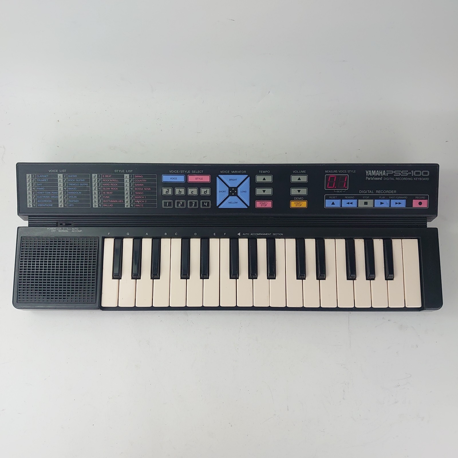 YAMAHA PSS-100 Portasound Digital Recording Keyboard Electronic VTG Synth