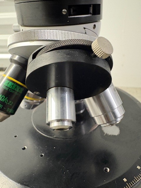 Zeiss Standard 18 Polarizing Microscope w/ Lens & Rotating Stage