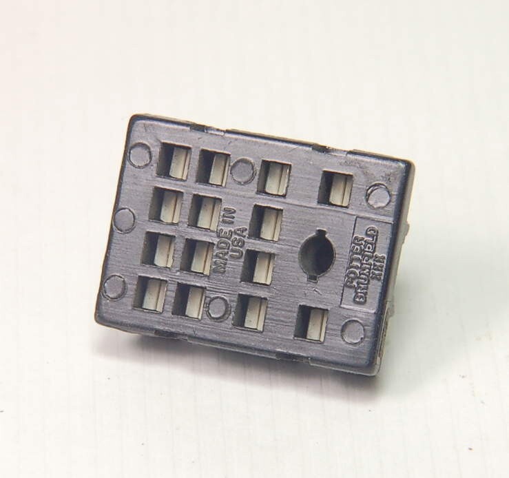 Lot of 4 - P&B - 27E023 or Equivalent - Relay, Socket. For 4PDT Relays, New