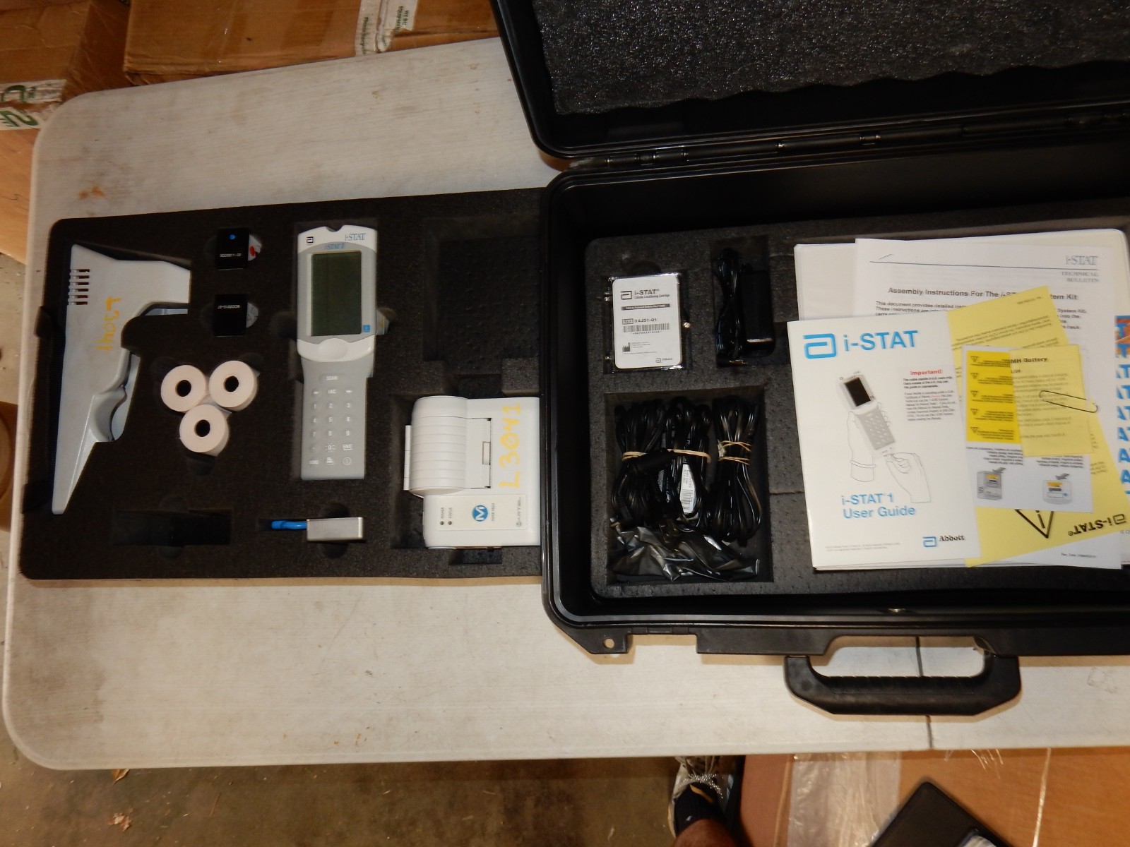 Abbott i-STAT 1 300 Chemistry Analyzer System Complete Set + Warranty