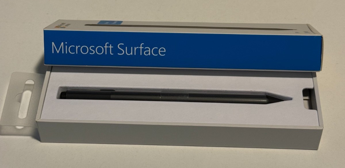 BRAND NEW Microsoft Surface Pen Stylet - Black Model 1776