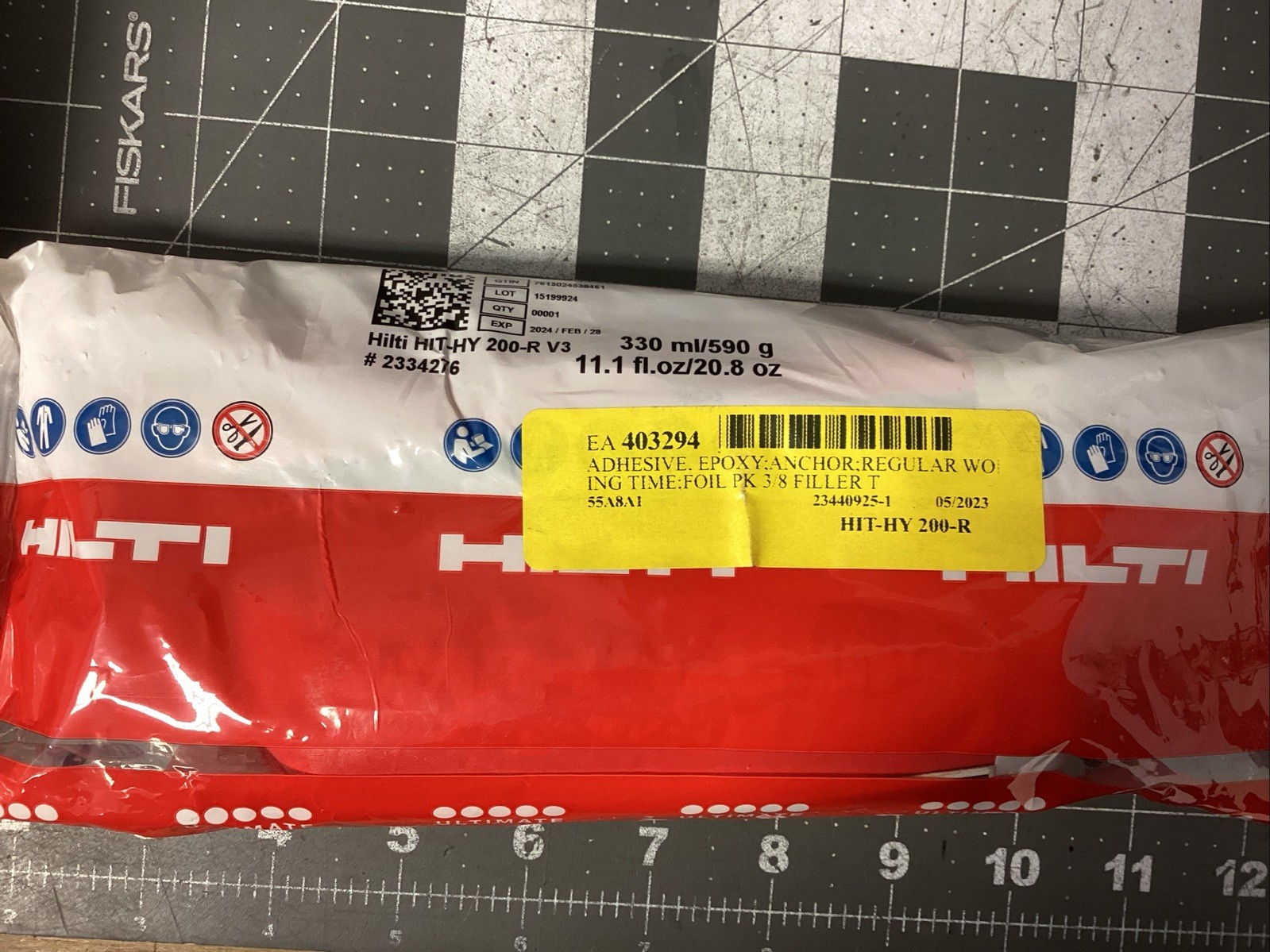 HILTI HIT-HY 200-R V3 EPOXY 16.9 FL OZ (Qty 4) 2334277 Exp 03/2024 (LXE9E)