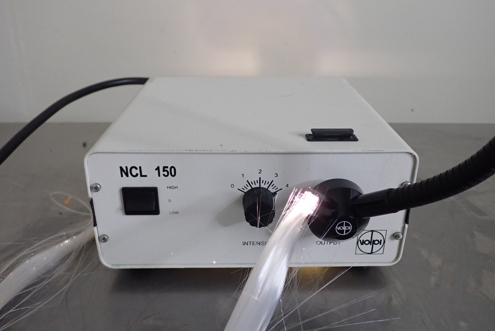 Volpi NCL 150 Fiber Optic Illuminator w/ Light Guide