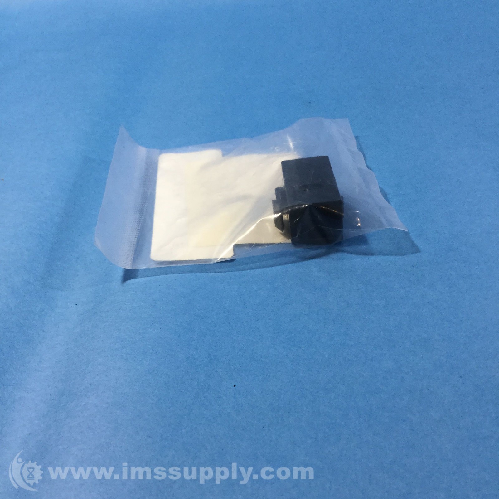 Keystone KEYILC-6-BK Cat 6 Keystone Jack FNFP