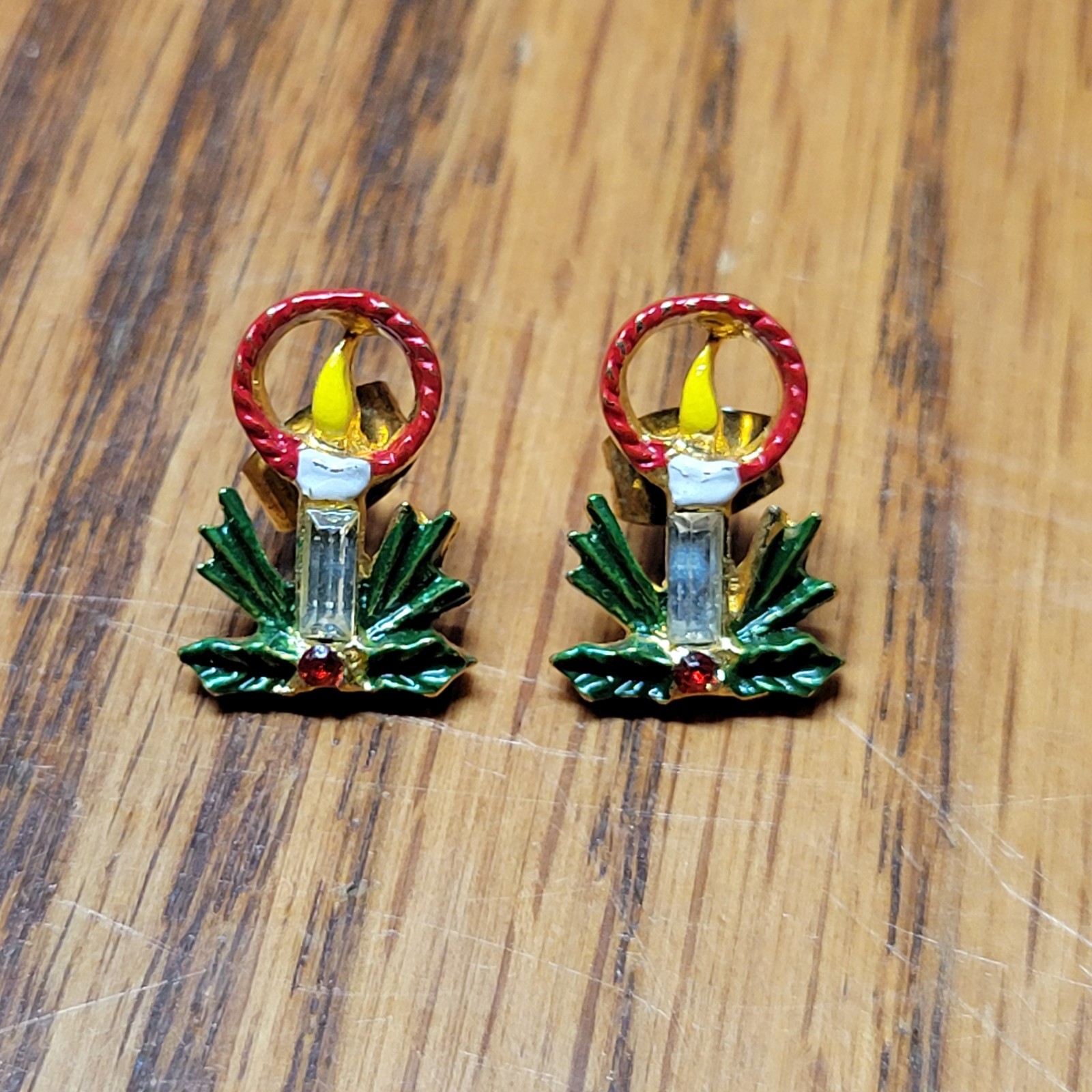 Vintage Festive Christmas Candle Holly  Earrings