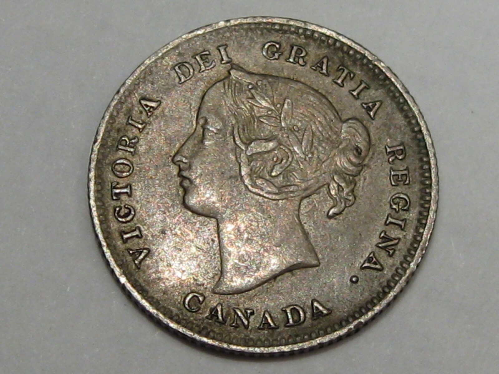 AU Better-Grade 1899 Silver Canadian 5 Cent Coin. Queen Victoria.  #46