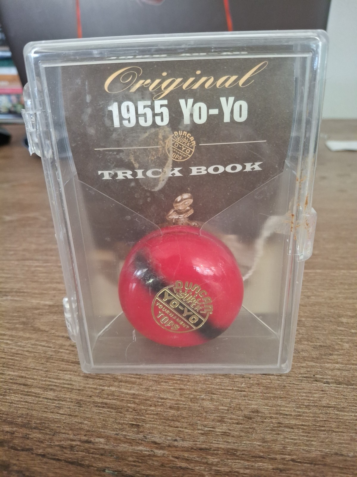 ORIGINAL 1955 DUNCAN SUPER YOYO TOURNAMENT TOPS + TRICK BOOK RED USA NEW !