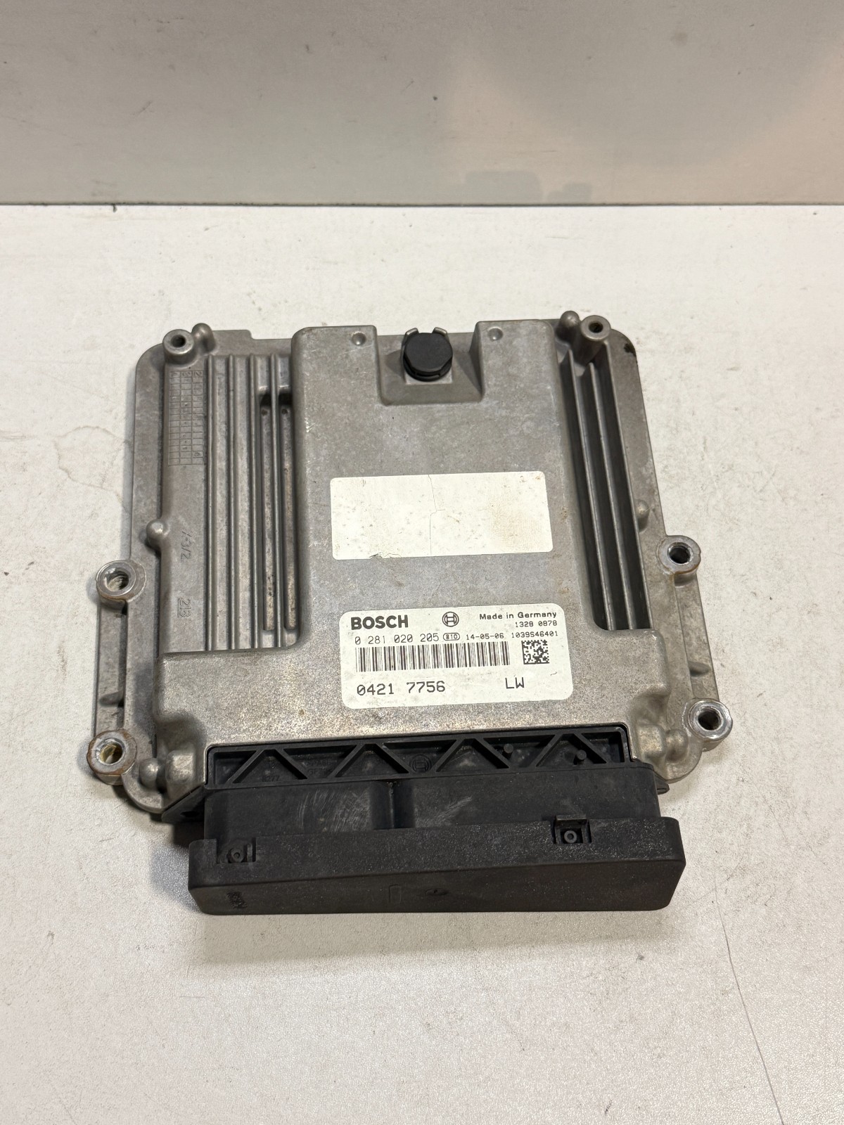 Deutz Diesel Engine Computer ECU ECM 04217756 BOSCH 0281020205 JLG TD2.9L4