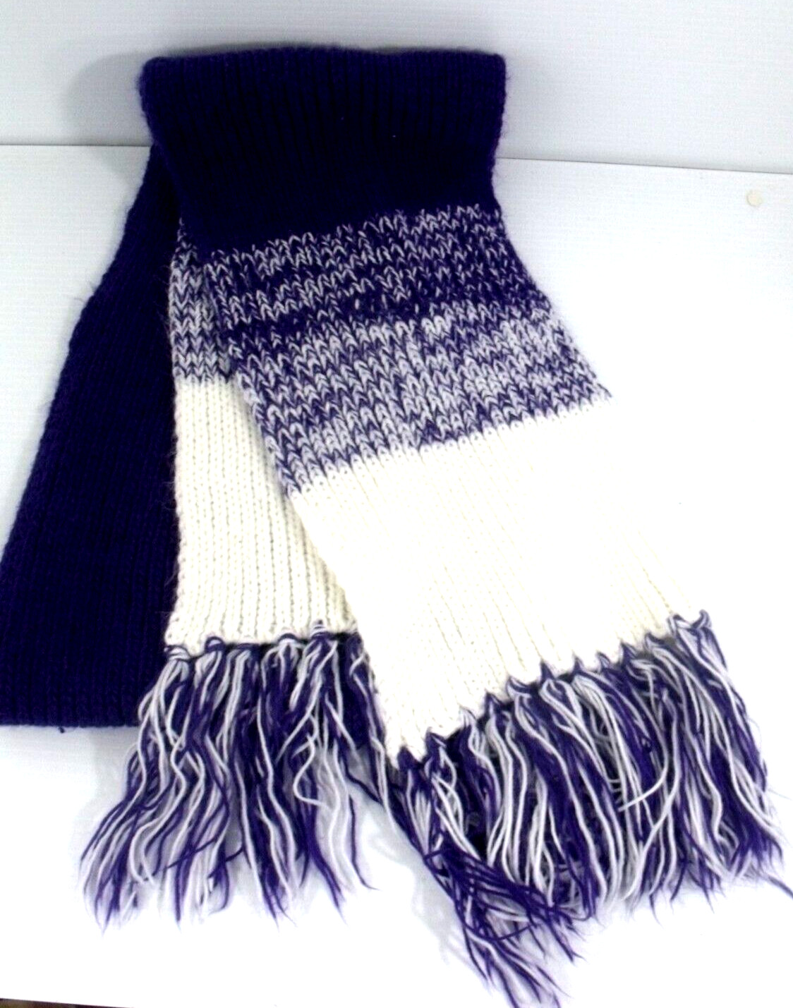 Holloway 100% Acrylic Knit Scarf Purple & White New