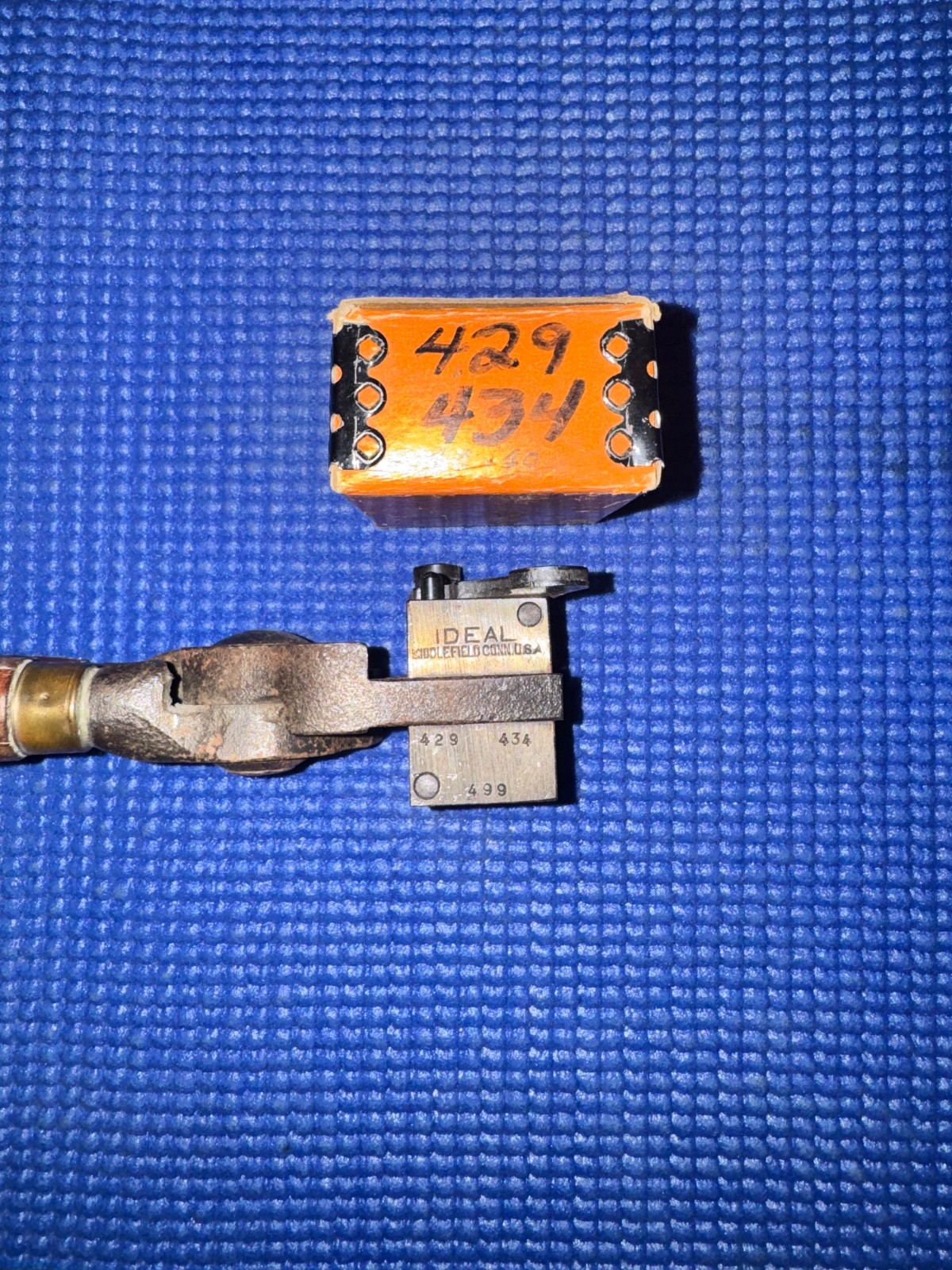 Lyman 429434 Single Cavity Bullet Mold with Handle