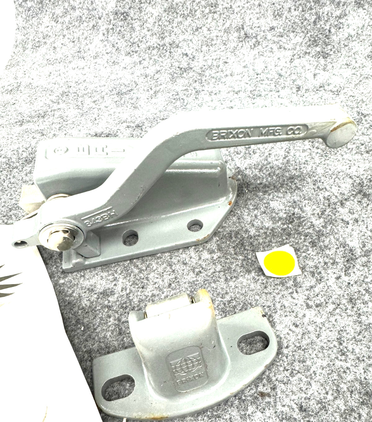 BRIXON FM 83 EXPLOSION VENT LATCH