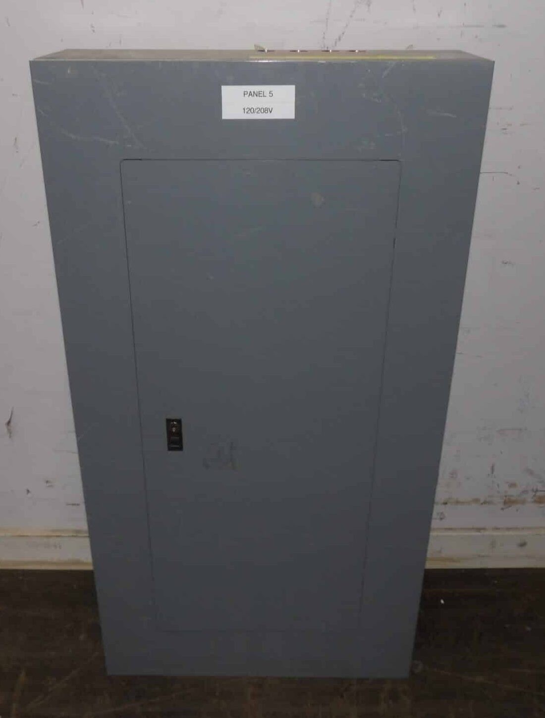 Square D NQ12254289830020001 225A 208Y/120VAC 3 Phase 4 Wire Panelboard + 1 Y...