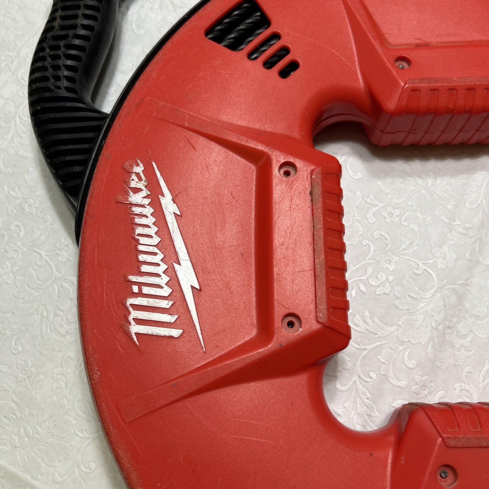 Milwaukee 48-22-4197 Fish Tape 200ft - Red Tools Used Polyester