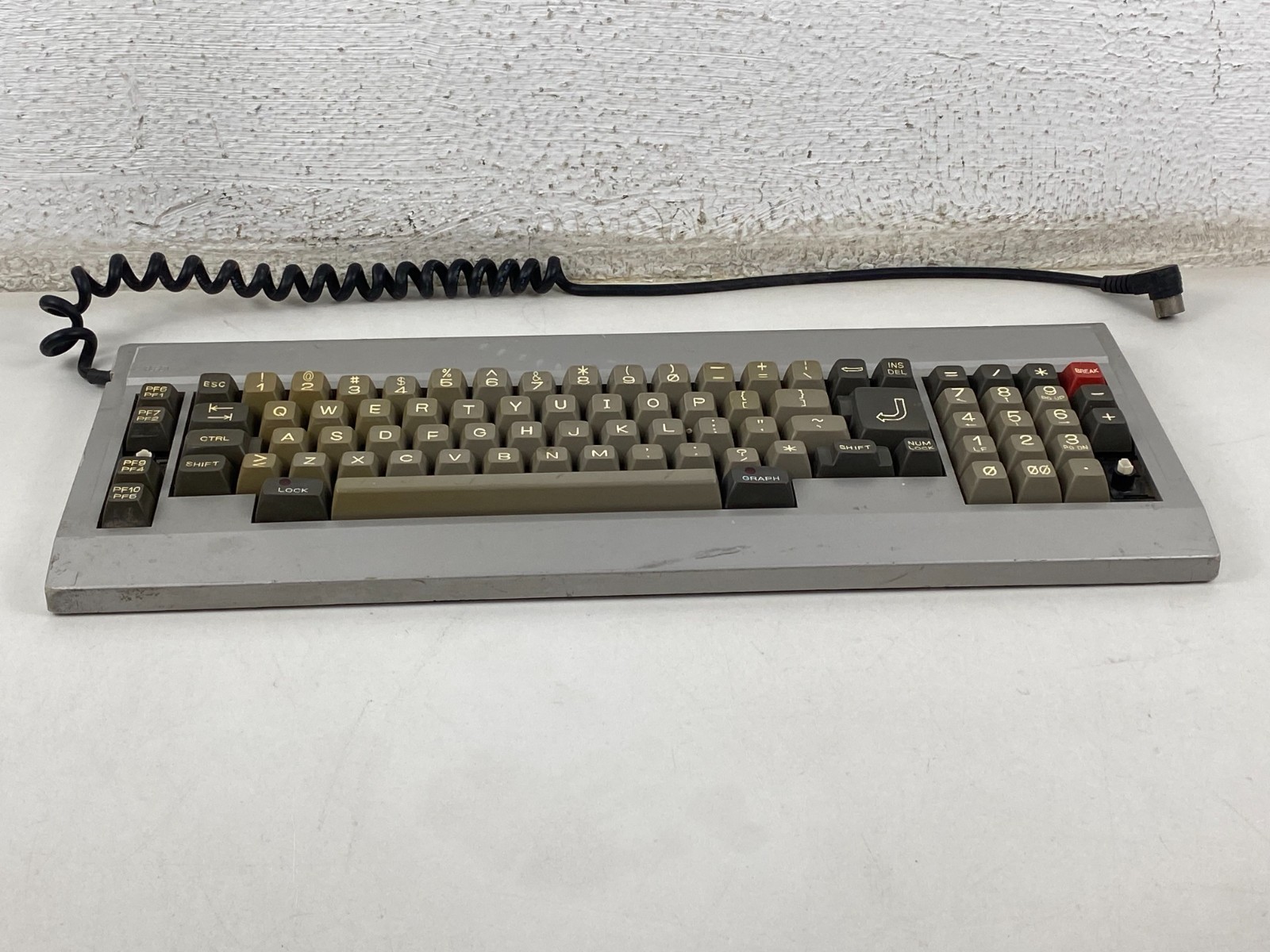 Vintage Sanyo MBC 555 Personal Computer Works