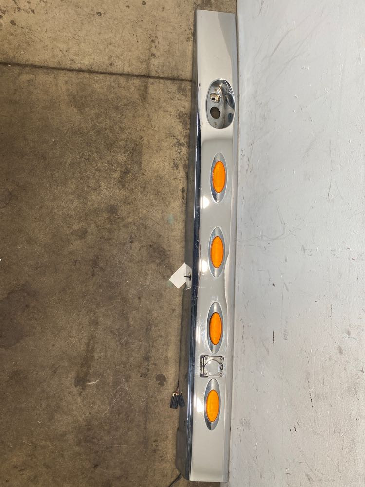 2016 Cab Exterior Trim Panel 3814248C93 for International Lonestar (785-10904)
