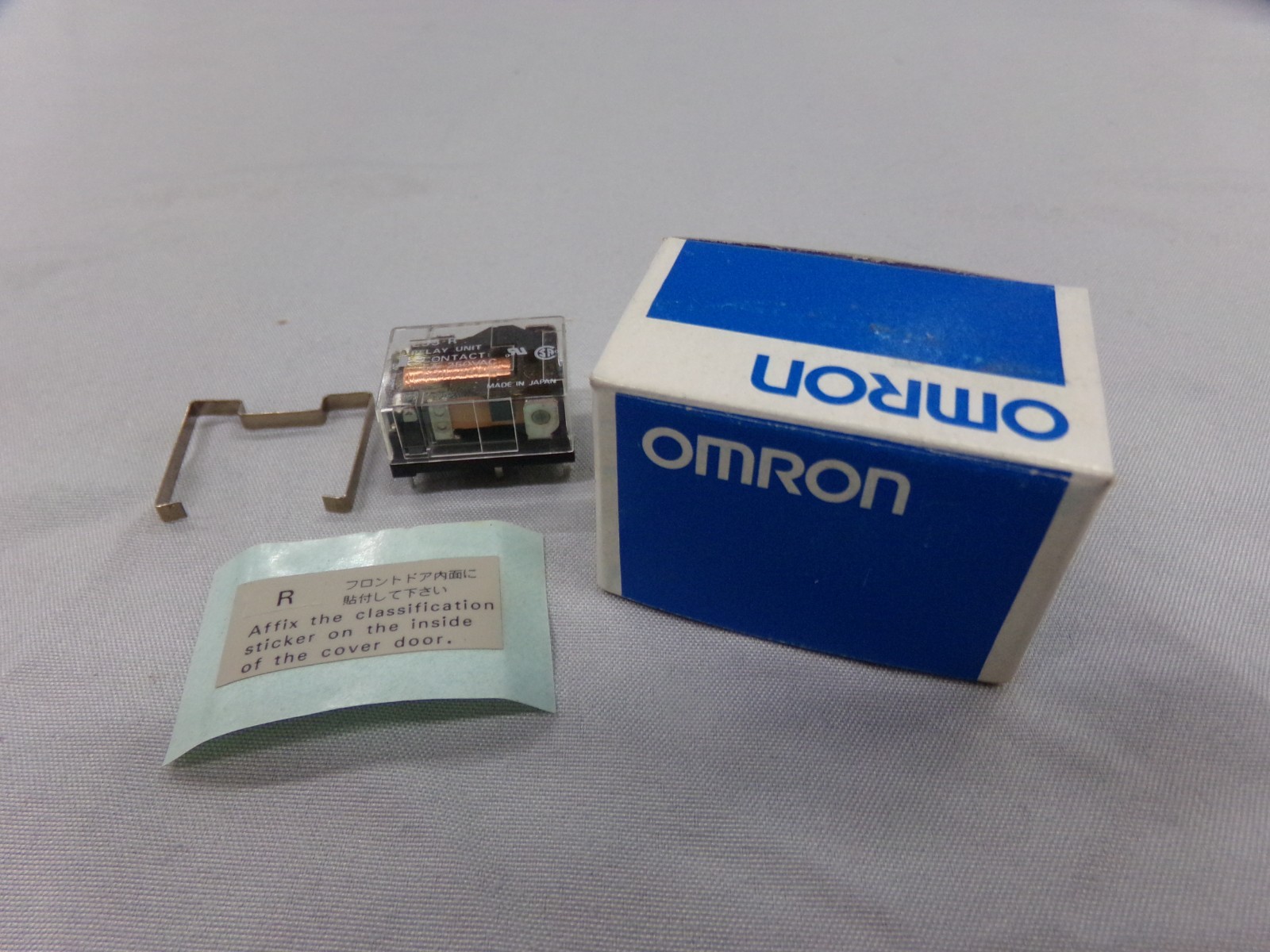 Omron Type E53-R Output Unit NEW in Original Box