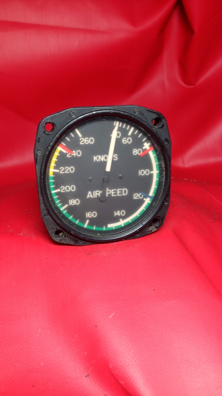 B&D Instruments air speed p/n 980061-511M