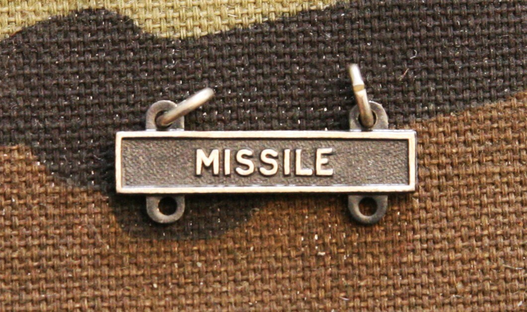 US ARMY MISSILE QUALIFICATION BAR; OXIDIZED SILVER FINISH