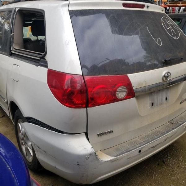 2006 TOYOTA SIENNA CRUISE CONTROL MODULE ECM ASSEMBLY