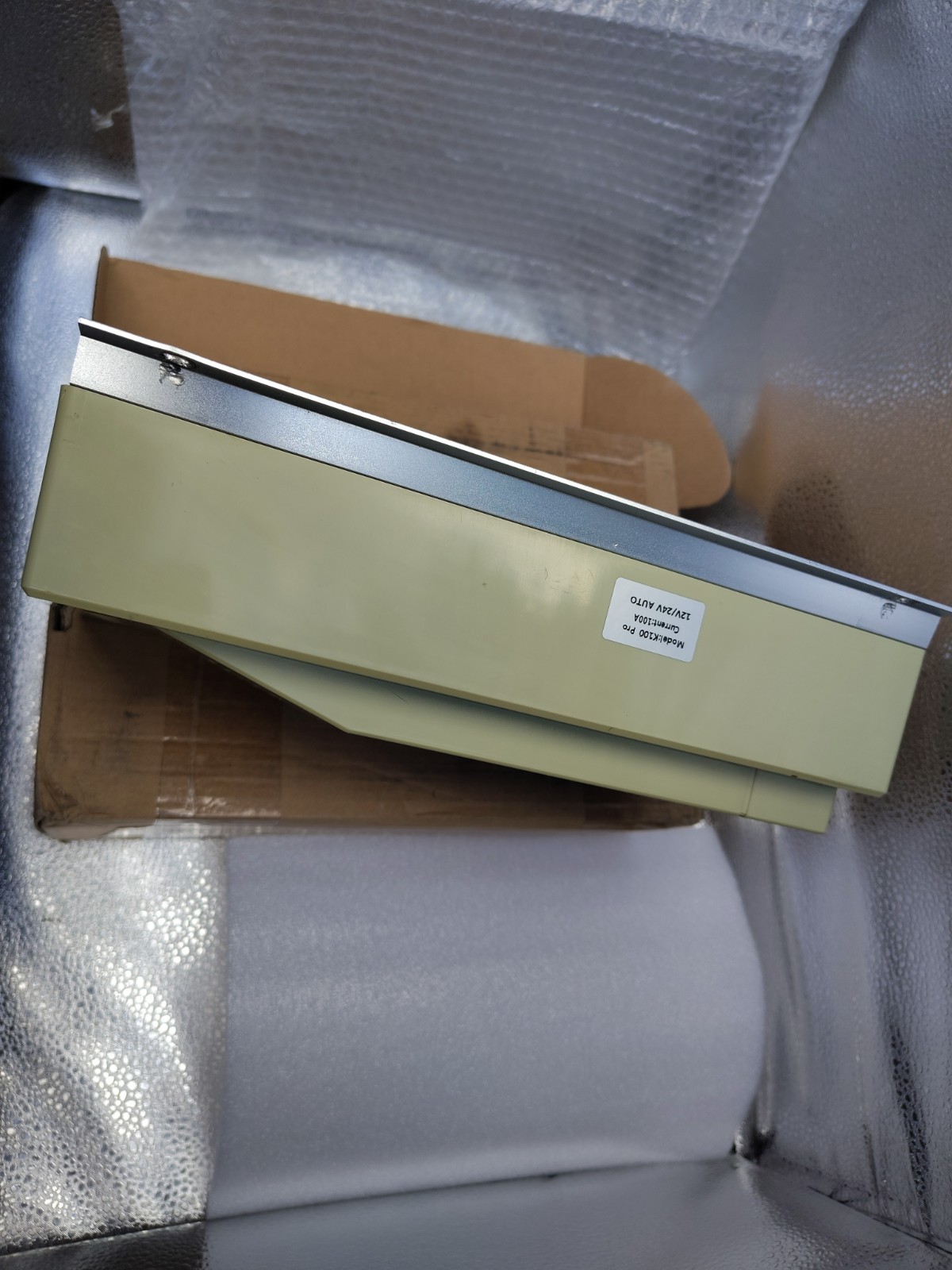 100A MPPT Solar Power Charge Controller K100 Pro (FOR PARTS)